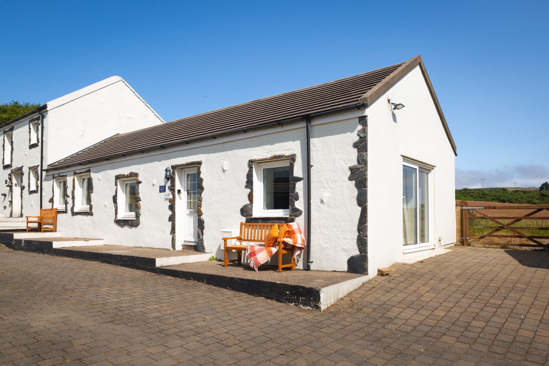 Holly Cottage