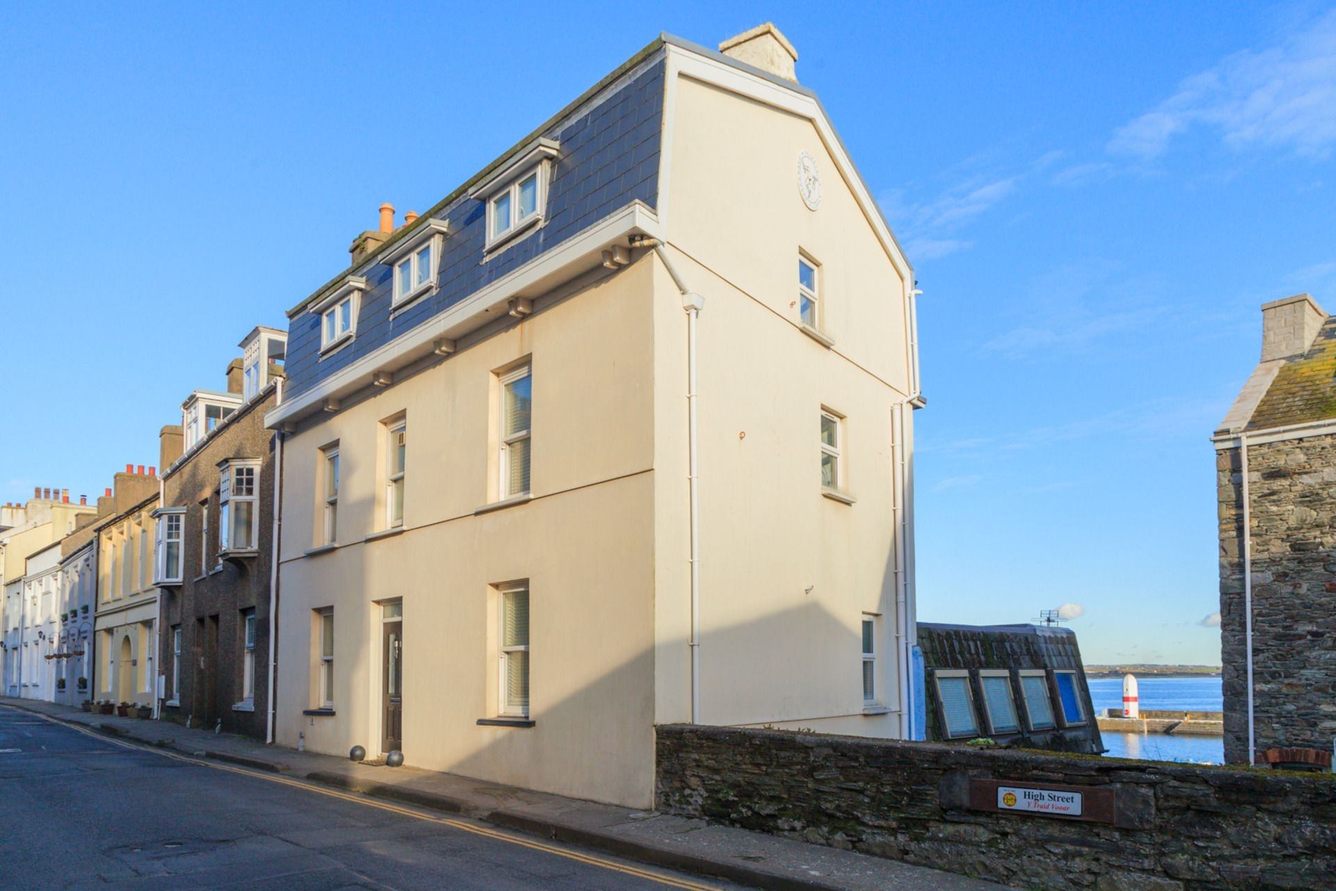 Tides View is a Tides View is a very modern three-storey house with breathtaking views over Port St Mary harbour