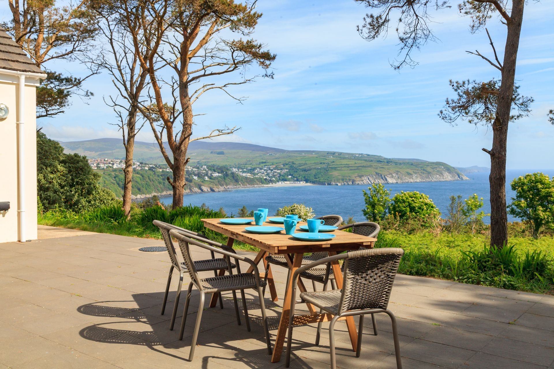 Thie My Chree is a Nestled away in Baldrine, Thie My Chree is a secluded escape with stunning sea views stretching acro