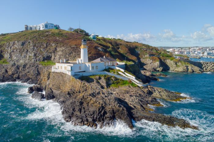 Lighthouse Keeper's Cottage, Sleeps 10 in Douglas