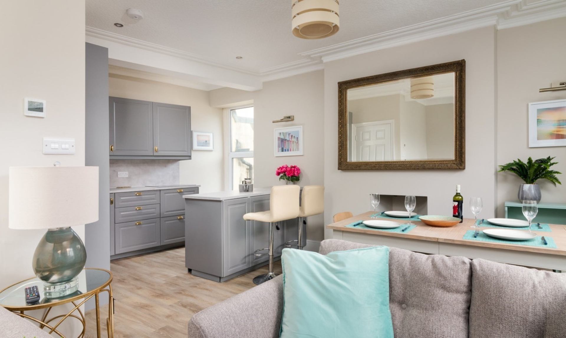 Palm Villa is a Palm Villa is a spacious town house just minutes from the beach