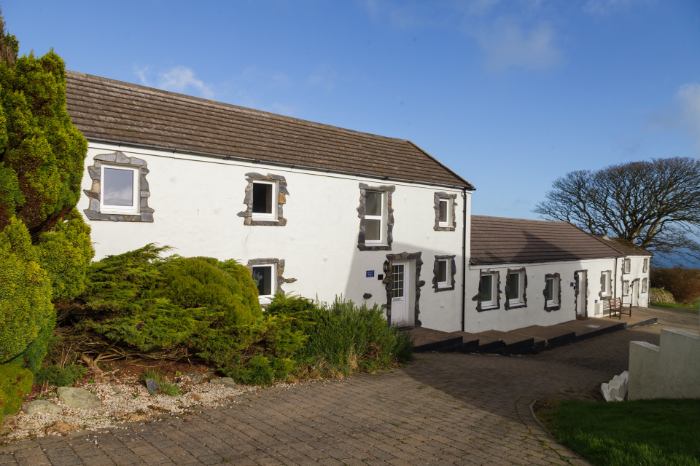 Primrose Cottage, Sleeps 4 in Laxey