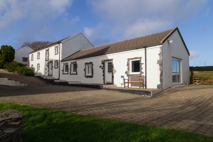 Holly Cottage, Sleeps 4 in Laxey