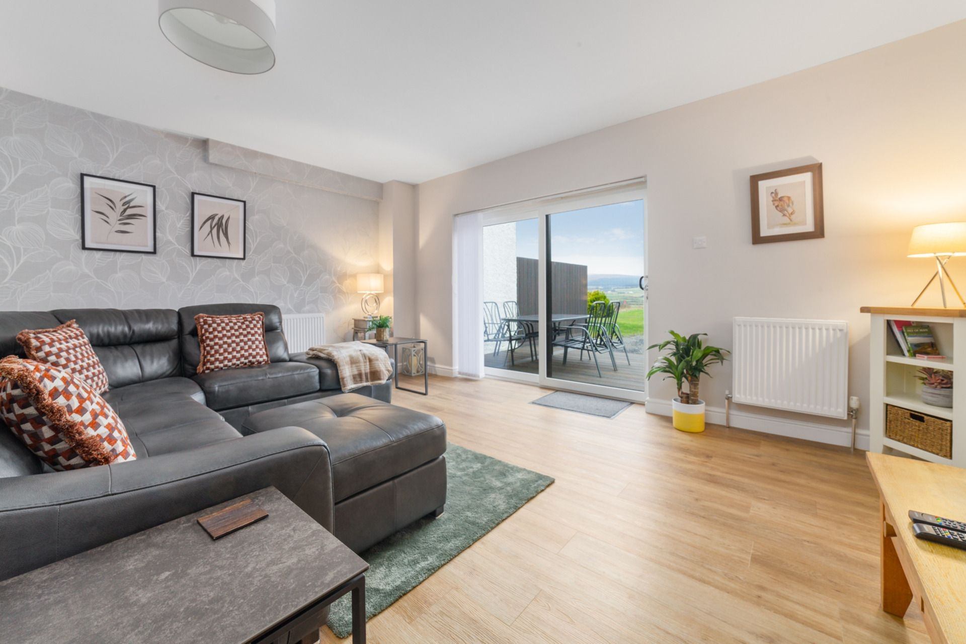 Cosy Nook (Broogh Fort Cottages) is a Cosy Nook is in a secluded location in the Manx countryside just minutes from Douglas