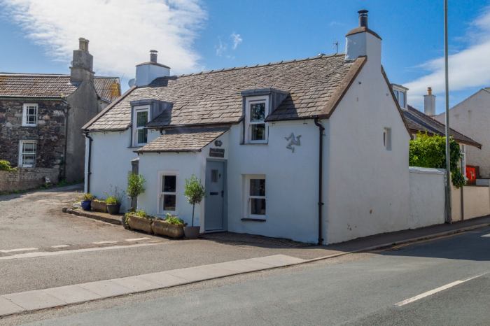 Greystones, Sleeps 4 in Kirk Michael